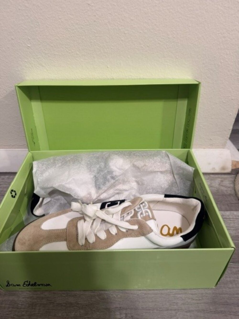 NEW Sam Edelman Women's Langley Lace-Up Sneakers - Picture 7 of 9